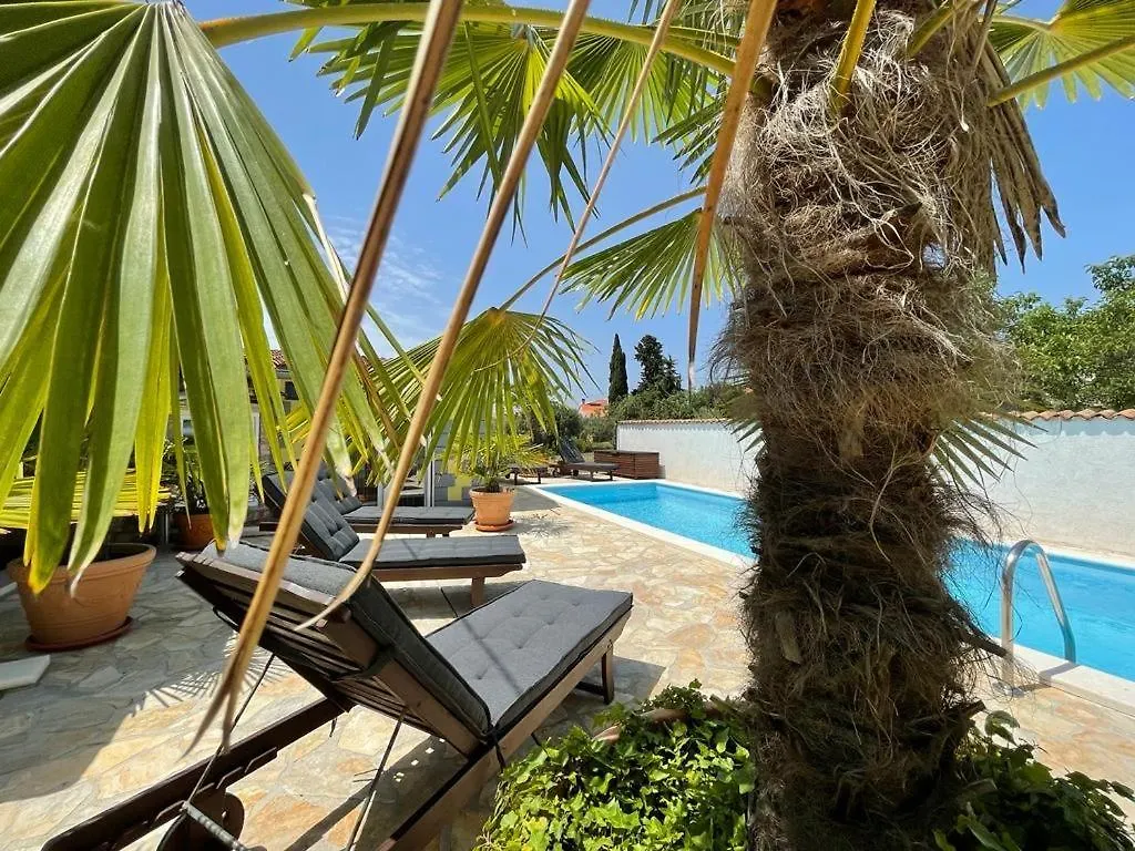 Holiday Home Bukovac Pola Croazia