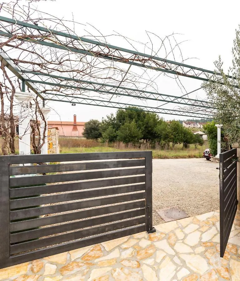Holiday Home Bukovac Pola
